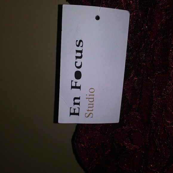 En Focus dress - Picture 4 of 4